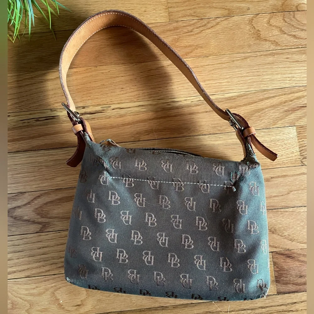 Dooney & Bourke Vtg Mini Bag w/ leather strap - Picture 2 of 10